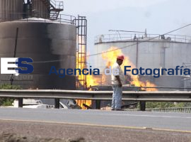 Tres fallecidos y ocho lesionados en una explosión en Monterrosa - ES imagen agencia de fotografía