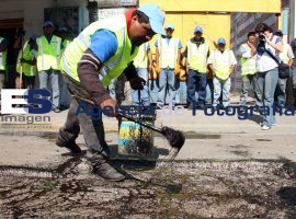 Programa Caza Baches - ES imagen agencia de fotografía