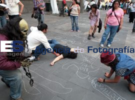 No Más Sangre, grito de cientos en el zócalo - ES imagen agencia de fotografía