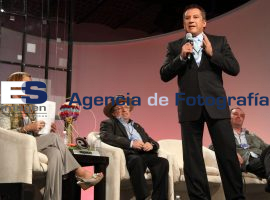 Enrique Agüera, partició en Mesa de Vinculación de Espacio 2011 - ES imagen agencia de fotografía