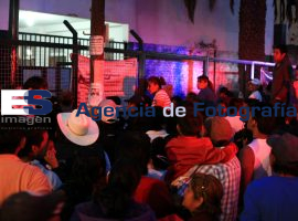 Policia Municipal Vigila el Conteo de Votos - ES imagen agencia de fotografía
