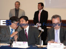 Infonavit signa convenio con gobierno municipal  - ES imagen agencia de fotografía