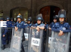 Manifestación de la Junta Auxiliar de San Sebastián Aparicio - ES imagen agencia de fotografía