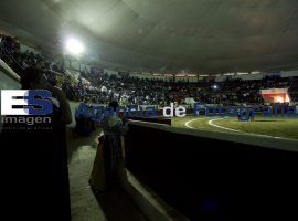 el Zotoluco se lleva dos orejas  - ES imagen agencia de fotografía