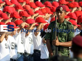 Preside Felipe Calderón ceremonia del 5 de Mayo - ES imagen agencia de fotografía