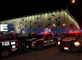Seguridad Ante Largas Filas Palenque - ES imagen agencia de fotografía