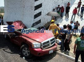 Accidente en la autopista Puebla Atlixco - ES imagen agencia de fotografía
