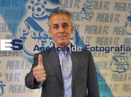 Sergio Bueno visita a la directiva del Puebla F.C. - ES imagen agencia de fotografía