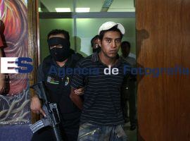 presentan a asaltante de estudiante de la upaep - ES imagen agencia de fotografía