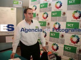 Presenta SCT federal distrubuidor en Periférico y Federal Amozoc - ES imagen agencia de fotografía