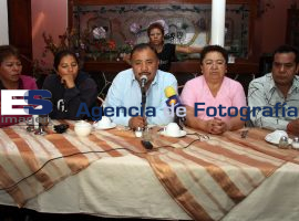 Frente de Comercio Informal exige respeto a Antorcha Campesina - ES imagen agencia de fotografía
