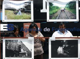 Festival mira lo que trae el tren en el MFM - ES imagen agencia de fotografía