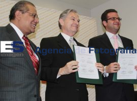 Firman convenio Udlap y la secretaría de Servicios Legales - ES imagen agencia de fotografía