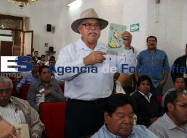 Transportistas del Estado, exigen al Congreso el retiro de Mototaxis - ES imagen agencia de fotografía