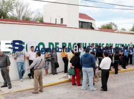 Maestros del Cobaep exigen toma de nota del Sitcobp - ES imagen agencia de fotografía