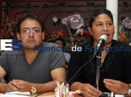 Comerciantes en contra de Wallmart en Héroes de Puebla - ES imagen agencia de fotografía