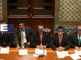 Firman convenio la BUAP y el Congreso del Estado - ES imagen agencia de fotografía