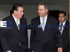 Informe de Cabalán Macari, Secretario de Administración - ES imagen agencia de fotografía