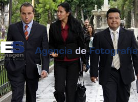 Diputados caminan por el zócalo de la ciudad - ES imagen agencia de fotografía