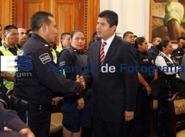 Policías Contarán con INFONAVITPolicías Contarán con INEGI - ES imagen agencia de fotografía