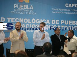Entrega Moreno Valle instalaciones y equipo a la UTP - ES imagen agencia de fotografía
