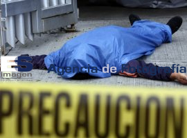 Muere vigilante en las afueras del INMUDEP - ES imagen agencia de fotografía