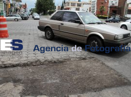 Baches en la 27 sur y 3 poniente - ES imagen agencia de fotografía