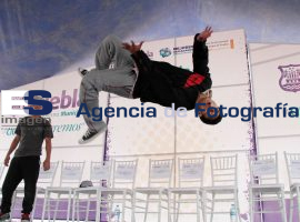 Brigada Urbana en la Romero Vargas - ES imagen agencia de fotografía