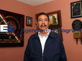 Reprueba Refugio Rivas la presencia de policias en los COBAEP - ES imagen agencia de fotografía