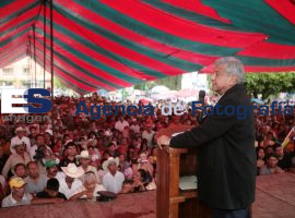Visita Andrés Manuel López Obrador Izucar - ES imagen agencia de fotografía