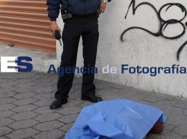 Muere Indigente - ES imagen agencia de fotografía
