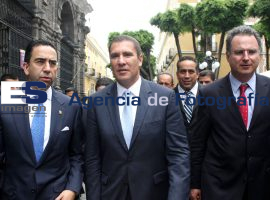 Firma convenio programa de crédito turístico Fonacot - ES imagen agencia de fotografía