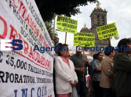 Manifestación Defraudados en el Zócalo - ES imagen agencia de fotografía
