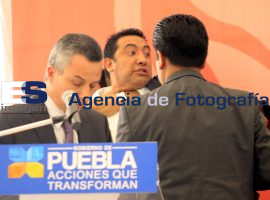 Detienen a agente ministerial que intentó entregar documento a RMV durante un evento en la PGJ - ES imagen agencia de fotografía