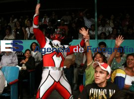 Lucha Libre en la Arena Puebla - ES imagen agencia de fotografía