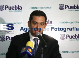 Pedro Gutierrez aborda sobre conflicto con Central de Abasto - ES imagen agencia de fotografía