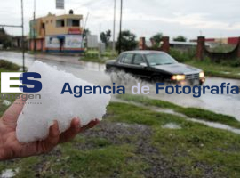Fuerte Granizada en Cuautlancingo - ES imagen agencia de fotografía