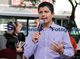 Inaugura Eduardo Rivera, Gimnasio al Aire Libre - ES imagen agencia de fotografía
