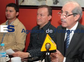 Rueda de Prensa Ricardo Prez Güemez - ES imagen agencia de fotografía