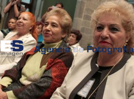 Presentación del Prorama de la Mano de los Abuelos. - ES imagen agencia de fotografía