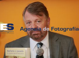 Si hoy se eligiera presidente no ganaria el PAN: Castañeda - ES imagen agencia de fotografía