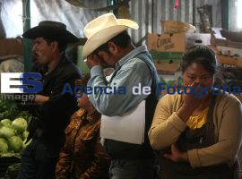 Se desata conflicto entre comerciantes de la Central de Abasto - ES imagen agencia de fotografía
