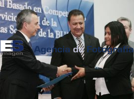 Estudiantes de Derecho BUAP háran practicas en la PGJ - ES imagen agencia de fotografía
