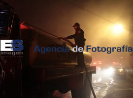 Incendio en el Tianguis La Piedad - ES imagen agencia de fotografía