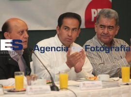 Ricardo Aguilar Castillo Se Reunió Con Priístas Poblanos - ES imagen agencia de fotografía