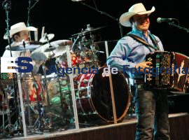 Concierto Intocable - ES imagen agencia de fotografía