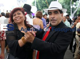 Día del Adulto Mayor en el zócalo  - ES imagen agencia de fotografía