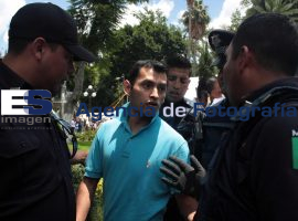 Detenien a Presunto Vouyerista - ES imagen agencia de fotografía
