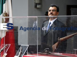 Simbolos patrios recorrieron las sedes de los tres poderes - ES imagen agencia de fotografía