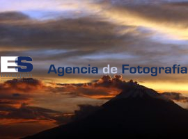 Atardecer en el volcán Popocatépetl - ES imagen agencia de fotografía